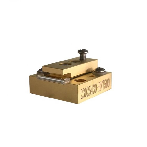 UPS monitoring and distribution box specifications