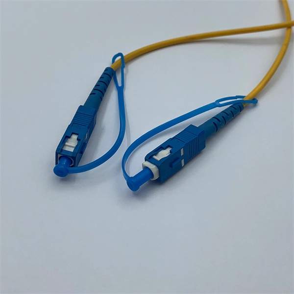 Slovakian trough-type cable tray support arm