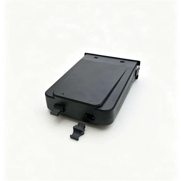 Three-year warranty on 6-core figure-eight optical cable