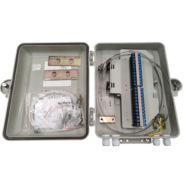 Reflective cable trays in tunnels